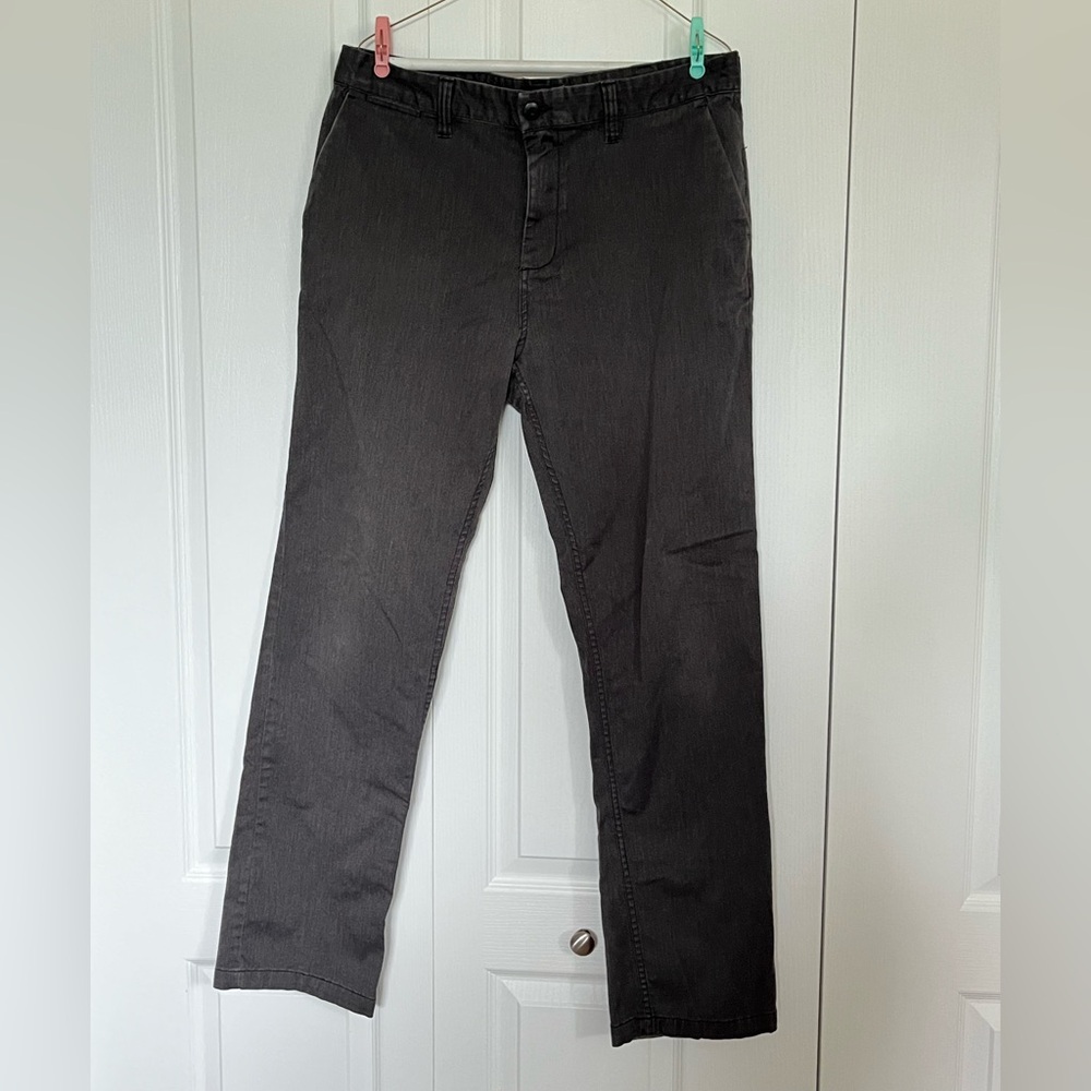 DC Men’s charcoal straight leg pants size 34